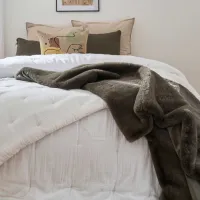 Couvre Lit Romane Clit