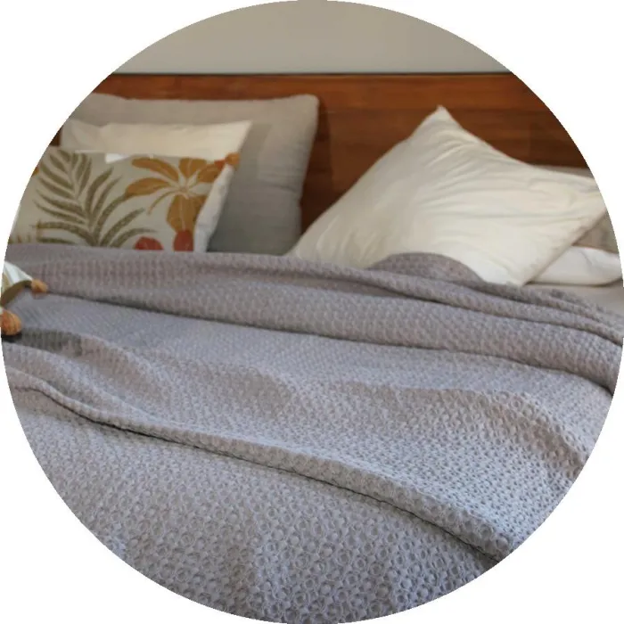Plaid courte pointe
